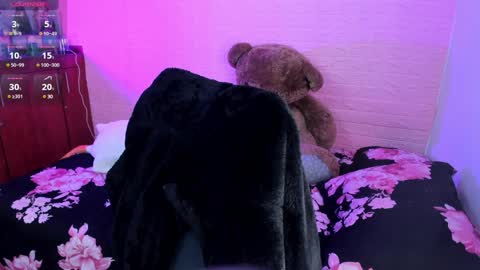 Snapshot of ameliamedina chatting on 12.19.24 I am Ame Nice to meet you online show from 12.19.24