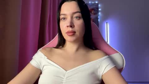 Amelia Sonk online show from 11.24.25