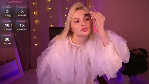  Amelia  online show from 02.05.26