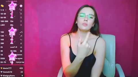 Amelie online show from 01.06.25