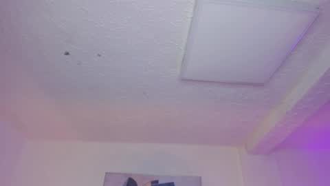 Amelie Jons online show from 01.10.25