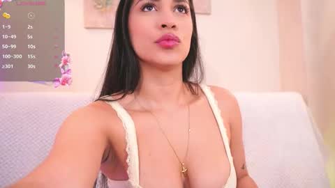 Alejandra  online show from 09.09.25