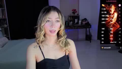 Isabella online show from 09.25.25