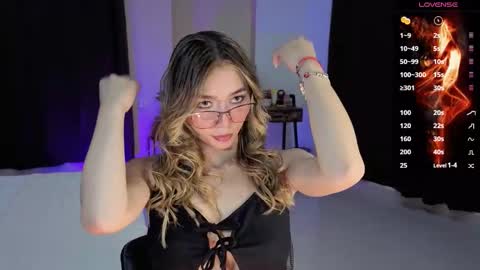 Isabella online show from 12.14.25