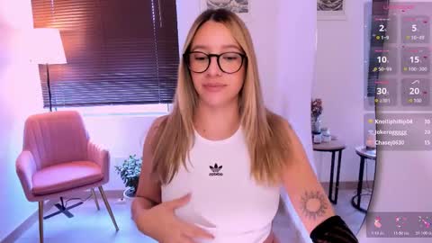 Amelie Graham online show from 11.24.25