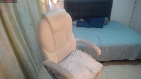 Amelie  online show from 10.27.25