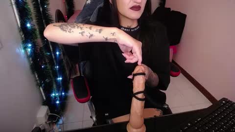 AMELIEROUS .. see you tomorrow  kisses online show from 12.03.24