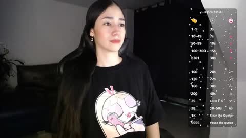 Snapshot of amelycaro chatting on 09.16.25 Amely online show from 09.16.25
