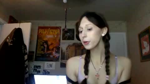 Snapshot of americasweetheart chatting on 12.05.25 jane online show from 12.05.25