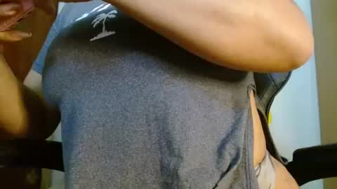 Snapshot of ames9001 chatting on 01.19.26 Mari online show from 01.19.26