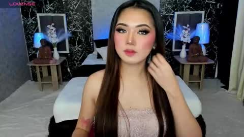 Snapshot of amethyst_claire chatting on 09.22.25 Claire online show from 09.22.25