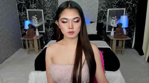 Snapshot of amethyst_claire chatting on 10.13.25 Claire online show from 10.13.25