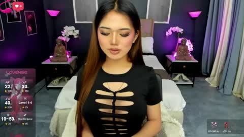 Claire online show from 06.08.26