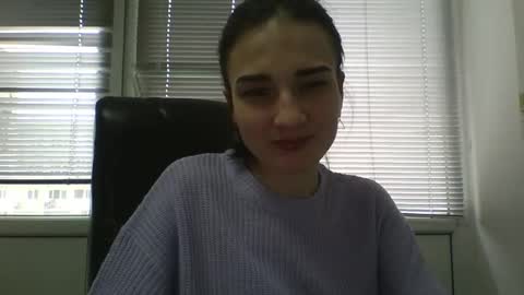 Julia  online show from 02.19.25