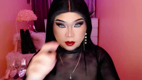 Queen Mireska online show from 09.21.25