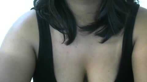 amichouu online show from 11.26.25