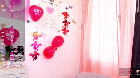 Snapshot of amicuper chatting on 02.22.25 Amy online show from 02.22.25