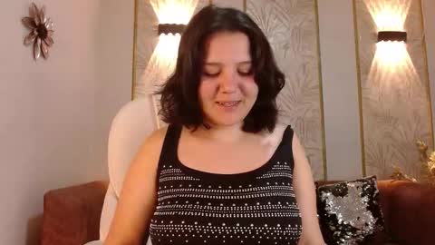 Amie  online show from 10.16.25