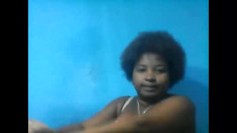 Snapshot of amielle_01 chatting on 05.21.26 amielle_01 online show from 05.21.26