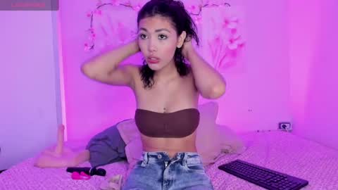 Snapshot of amiiclark chatting on 07.18.26 AmiiClark online show from 07.18.26