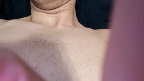 Snapshot of amiliosanchez chatting on 11.17.25 amiliosanchez online show from 11.17.25