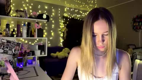 Amily online show from 02.22.26