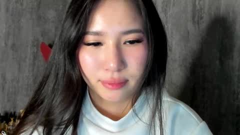 Snapshot of amina_artin chatting on 02.16.25 Amina online show from 02.16.25