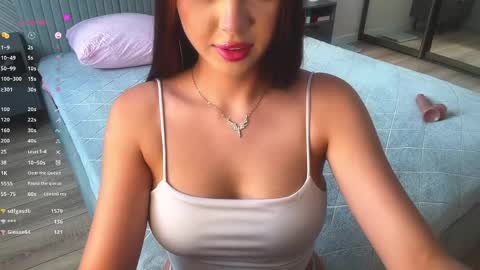 aminaliven online show from 06.10.26