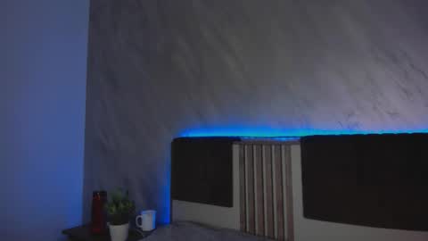Snapshot of amiraanne chatting on 09.15.25 AmiraAnne online show from 09.15.25
