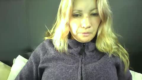 Snapshot of ammber3 chatting on 02.04.25 Paula D online show from 02.04.25