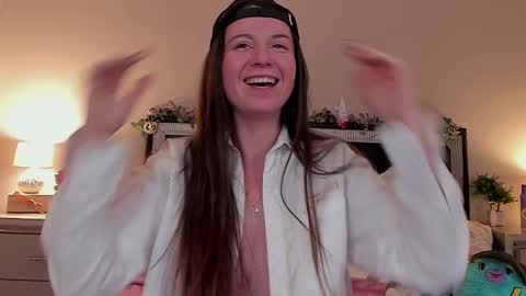 Sandra online show from 02.19.25