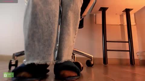 Snapshot of ammeliaa_ chatting on 10.25.25 Amelia online show from 10.25.25