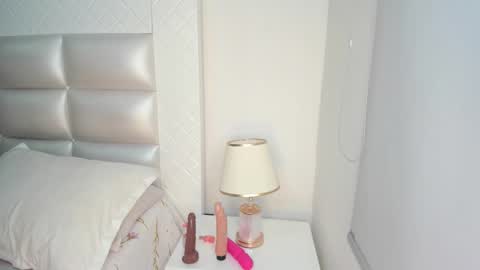    online show from 02.12.26