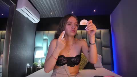 Ammy Jones online show from 02.21.26