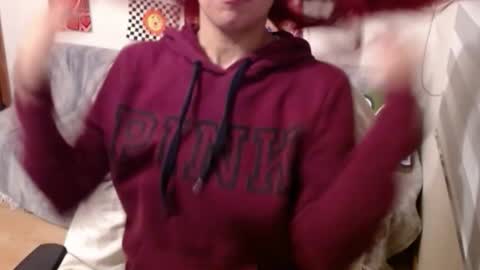 yisel online show from 10.08.25