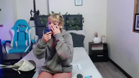 Amnesia online show from 10.05.25