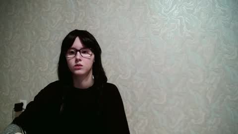 Amomira online show from 10.23.25