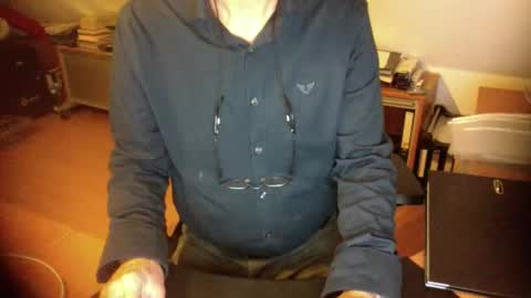 Amor2200 online show from 11.29.25