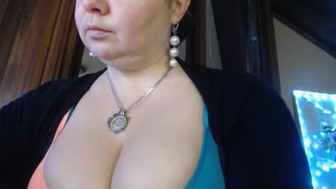 amorelara online show from 12.03.24