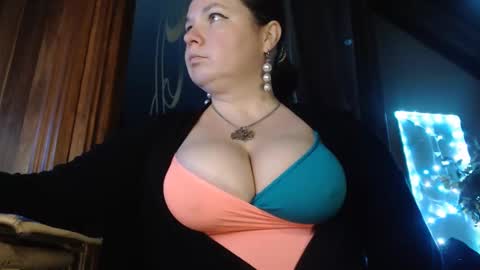 amorelara online show from 12.05.24