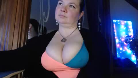 amorelara online show from 12.06.24