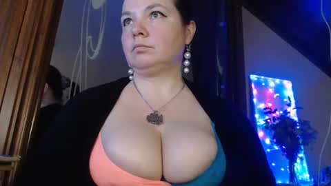 amorelara online show from 12.07.24