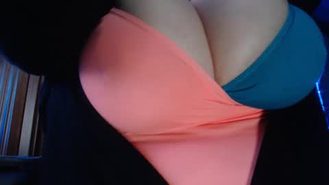 amorelara online show from 12.08.24