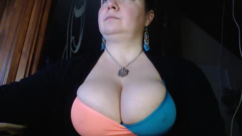 amorelara online show from 01.10.25