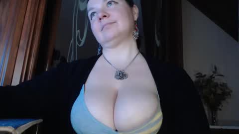 amorelara online show from 02.01.25