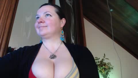 amorelara online show from 02.22.25