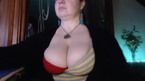 amorelara online show from 02.24.25