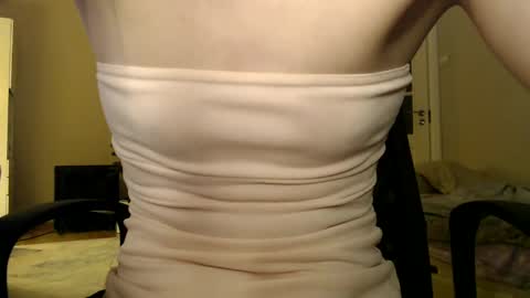 Snapshot of amoremeoww chatting on 01.02.25 miss unforgettable online show from 01.02.25