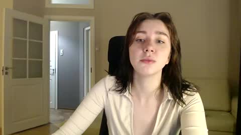 Snapshot of amoremeoww chatting on 01.05.25 miss unforgettable online show from 01.05.25