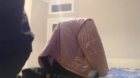 Snapshot of amoremeoww chatting on 01.21.25 miss unforgettable online show from 01.21.25